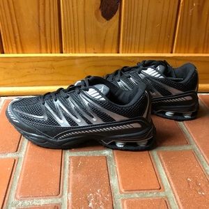 NWT Tredz Shoes Youth 6 Women 7.5
